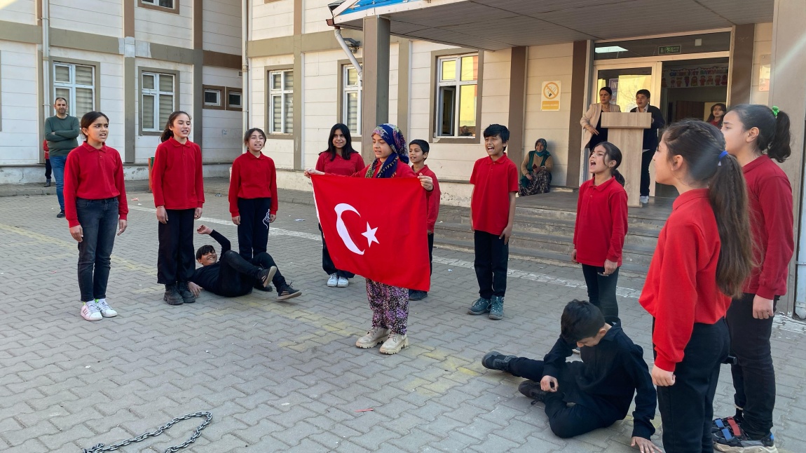 12 Mart İstiklal Marşı'nın Kabulünün 104. Yıldönümü ve Mehmet Akif Ersoy'u Anma Günü kutlandı.